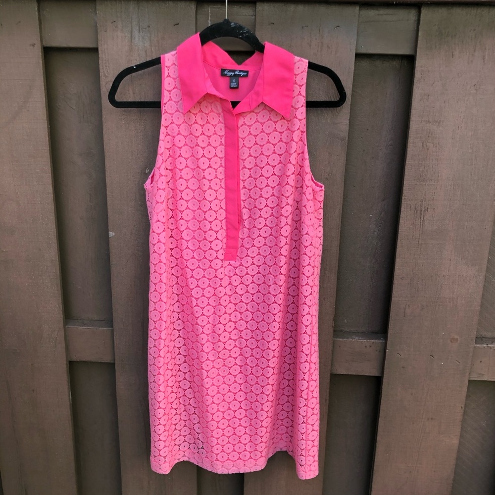 Sleeveless pink with collar dress